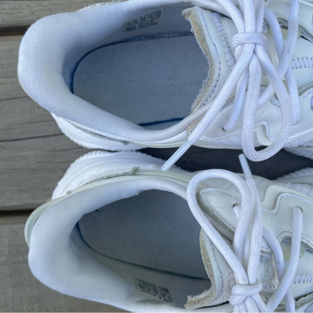 adidas Ozweego Triple White shoes size 7 - Picture 14 of 16